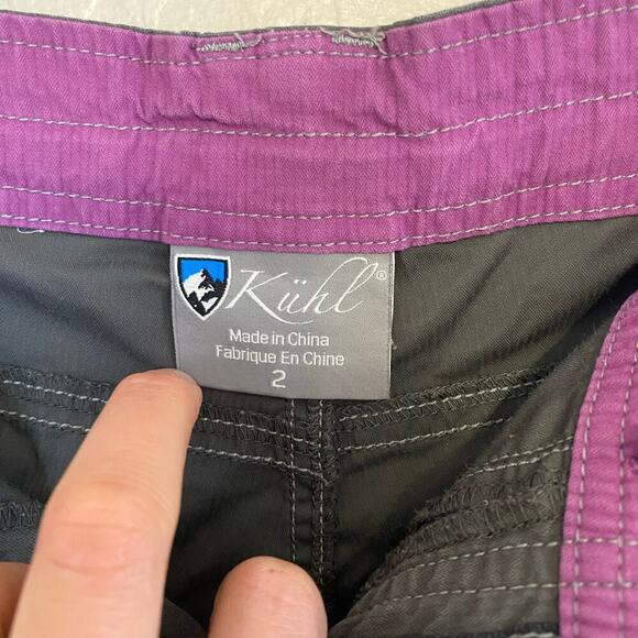 Kuhl Womens Sz 2 Embroidered Capri Pant Outdoor Hiking Gorpcore Goth Grey Y2K - Picture 4 of 6